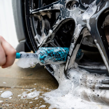 Wheel brush